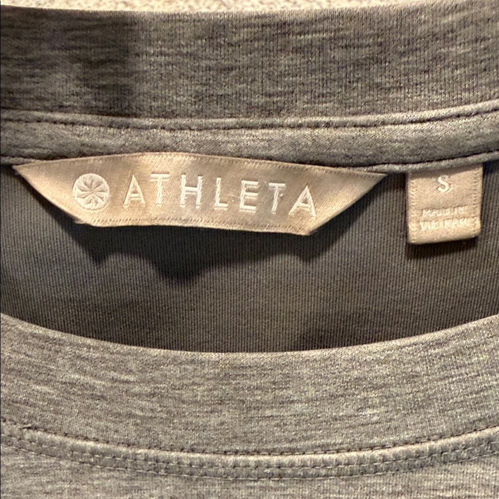 Athleta pullover Gray Crewneck Sweatshirt size small - Picture 9 of 10